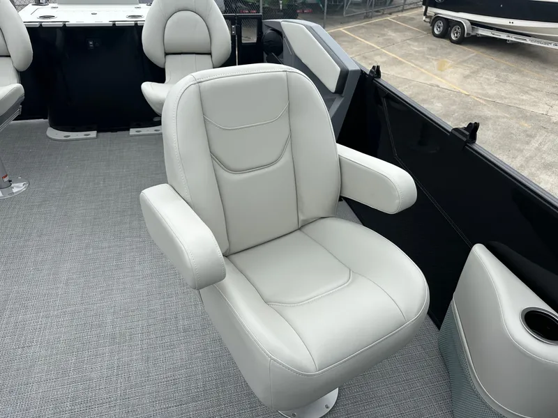 Slide: The Image of Sylvan R22 PF 2026 - 10