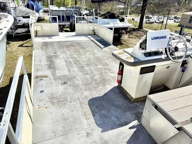 Slide: The Image of Maurell 25IIDL 1998 - 8