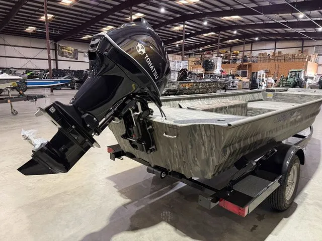 Slide: The Image of War Eagle 648 LDV W/Tohatsu 40 2026 - 5