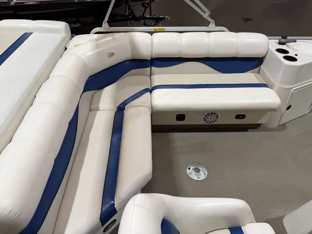 Slide: The Image of SunCatcher LX3 Tri-Toon W/ Yamaha 150 2004 - 12