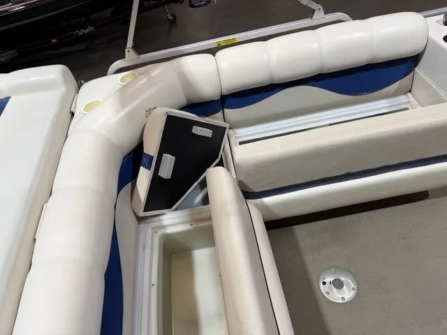 Slide: The Image of SunCatcher LX3 Tri-Toon W/ Yamaha 150 2004 - 13