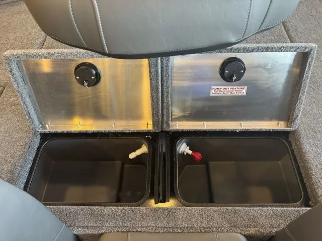 Slide: The Image of Tracker Pro Team 195 TXW 2026 - 7