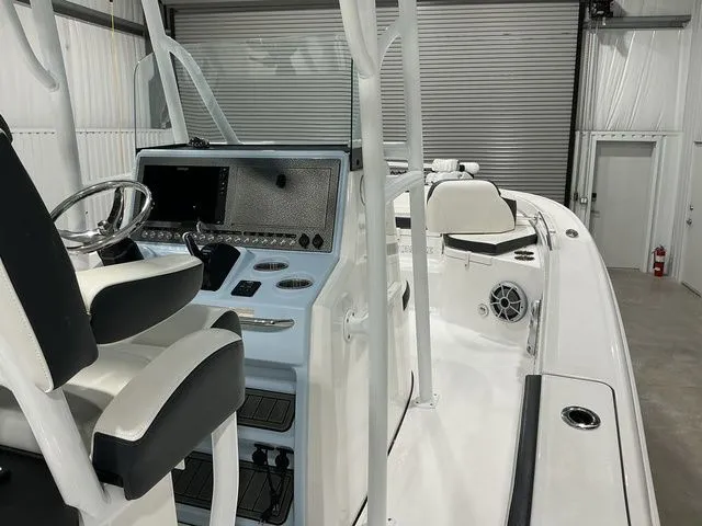 Slide: The Image of Crevalle 26 Bay 2017 - 13