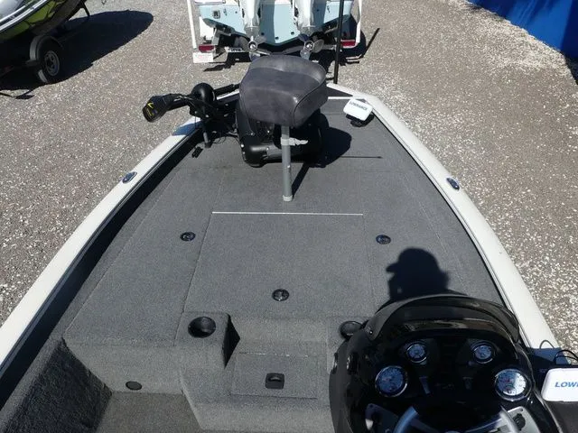 Slide: The Image of Tracker Pro Team 175 TXW 2021 - 12