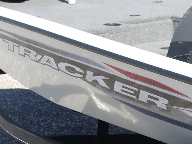 Slide: The Image of Tracker Pro Team 175 TXW 2021 - 7