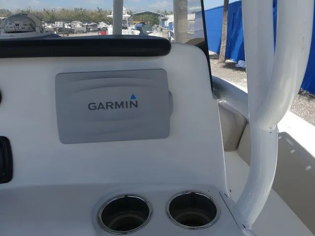 Slide: The Image of NauticStar 2102 Legacy 2016 - 25