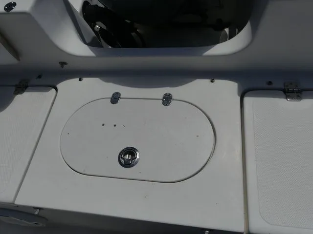 Slide: The Image of NauticStar 2102 Legacy 2016 - 29