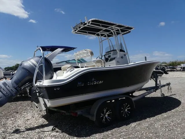 Slide: The Image of NauticStar 2102 Legacy 2016 - 4