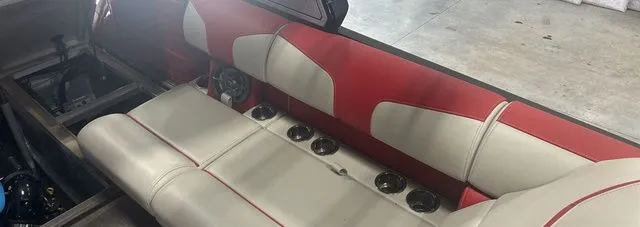 Slide: The Image of Montara 25' SURF BOSS 2.0 CW 2023 - 24