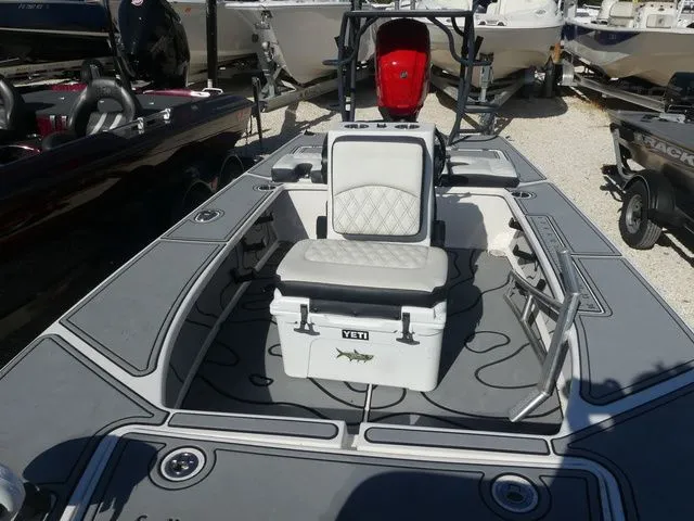 Slide: The Image of Xplor X7 2021 - 15