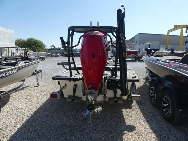 Slide: The Image of Xplor X7 2021 - 6