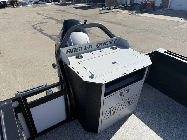 Slide: The Image of Angler Quest 8524 Family Fish PRO 2025 - 10