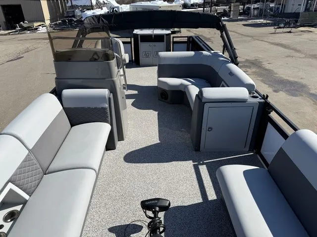 Slide: The Image of Angler Quest 8524 Family Fish PRO 2025 - 5