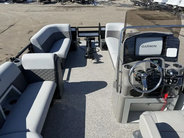 Slide: The Image of Angler Quest 8524 Family Fish PRO 2025 - 6