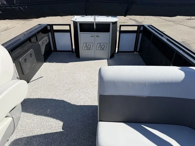 Slide: The Image of Angler Quest 8524 Family Fish PRO 2025 - 9