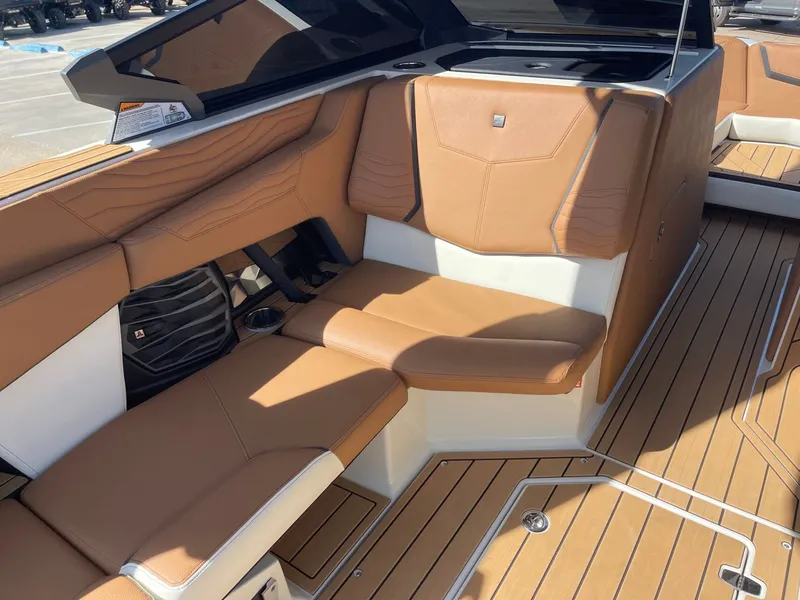 Slide: The Image of Nautique G23 2026 - 13