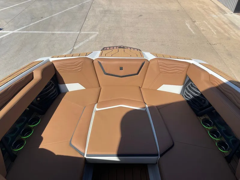 Slide: The Image of Nautique G23 2026 - 24