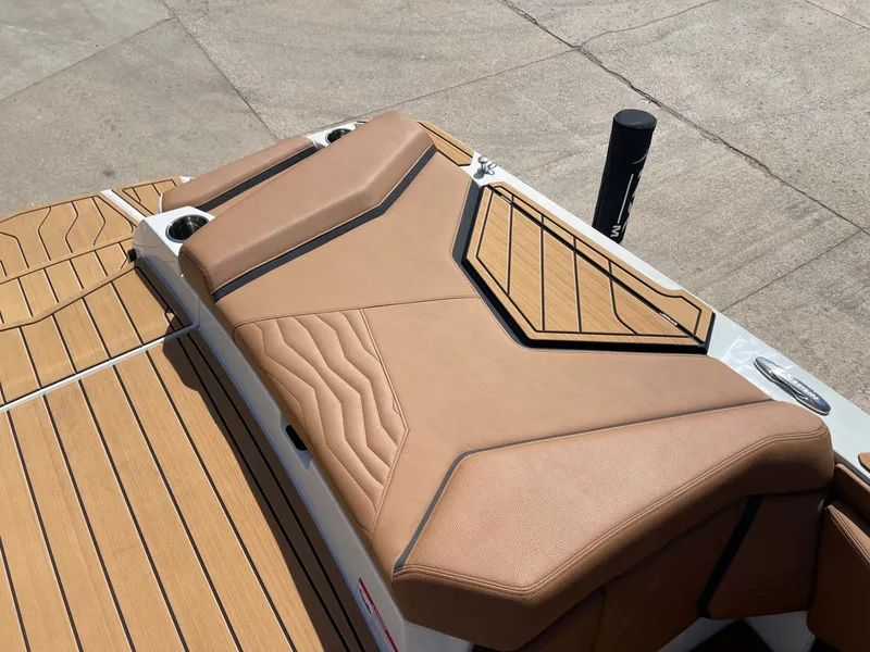 Slide: The Image of Nautique G23 2026 - 28