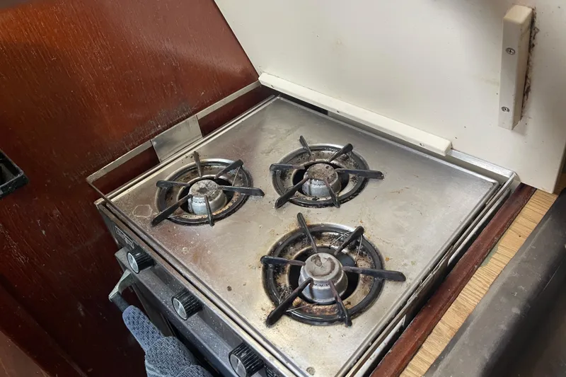 Slide: The Image of Three-burner stove in an Irwin 37 Mk V sailboat galley. - 4