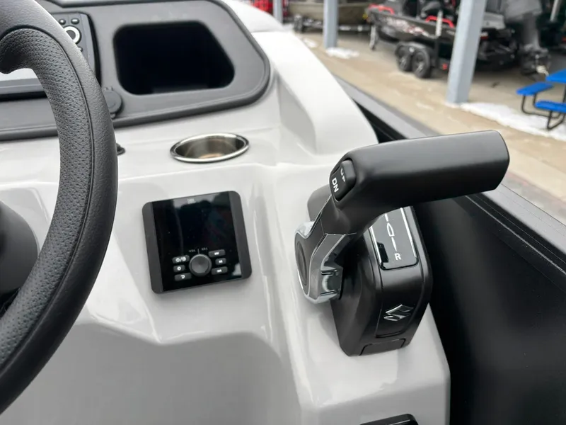 Slide: The Image of Bentley Pontoons 223 Bolt 2026 - 19