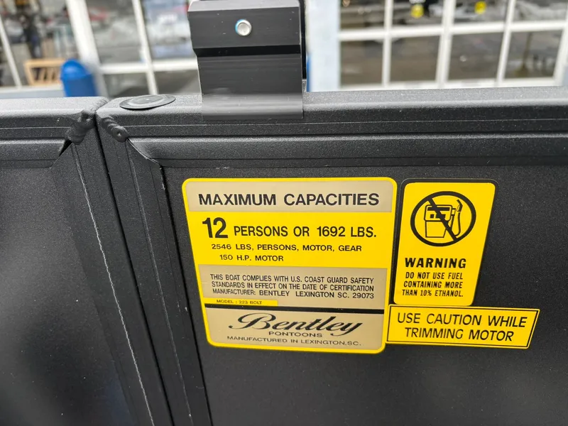 Slide: The Image of Bentley Pontoons 223 Bolt 2026 - 20