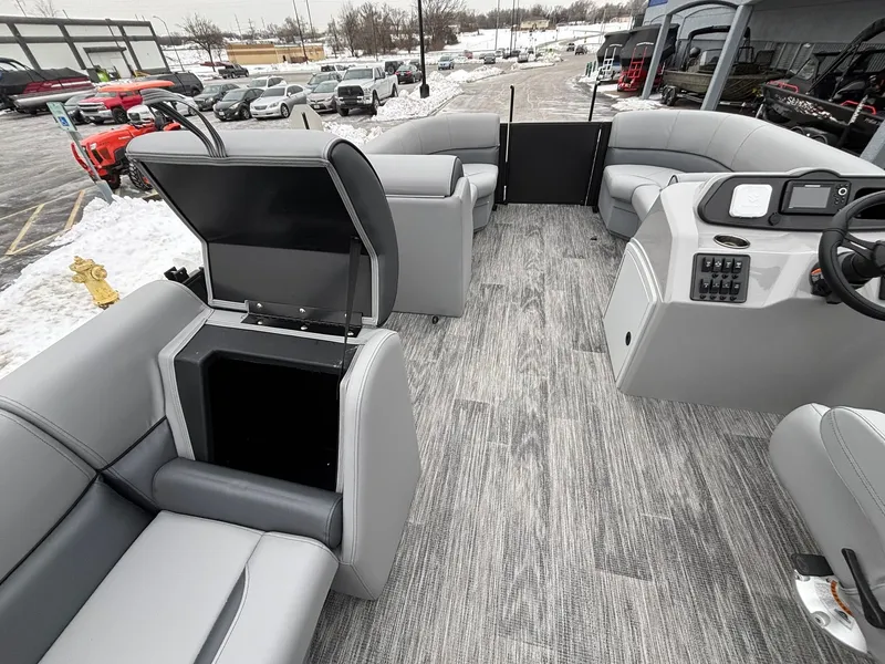 Slide: The Image of Bentley Pontoons 223 Bolt 2026 - 22