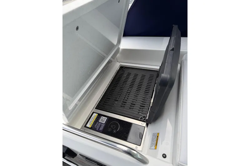 Slide: The Image of Built-in grill on 2025 Formula 380 Super Sport Crossover OB boat. - 4