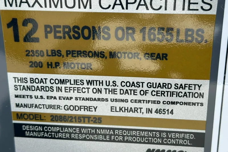 Slide: The Image of Sweetwater SW2086CPSE 2026 boat capacity label, 12 persons or 1655 lbs, 200 HP motor. - 20