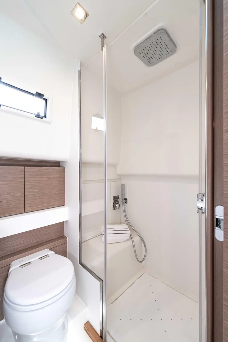 Slide: The Image of Modern bathroom on the 2023 Pardo Yachts 43. - 31