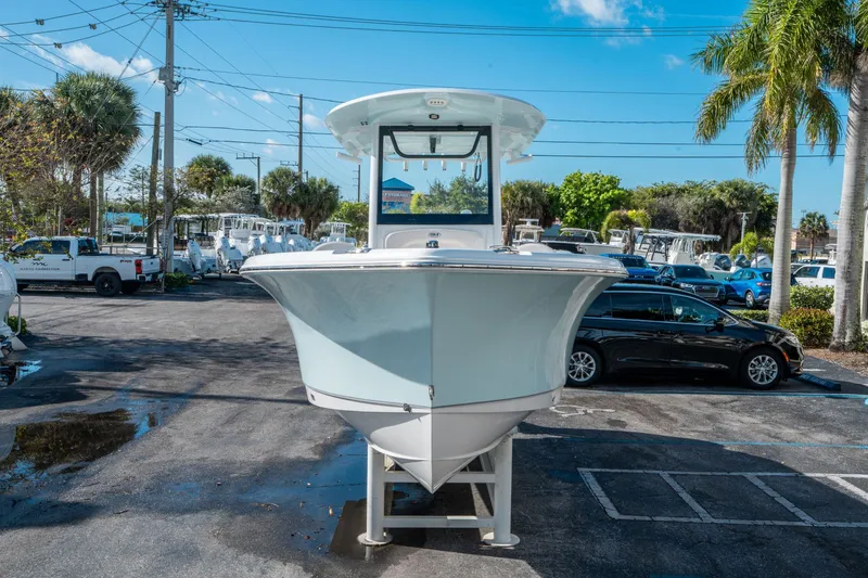 Slide: The Image of Sea Hunt Ultra 255 SE 2024 - 7