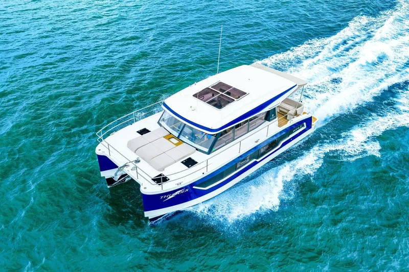 Slide: The Image of 2021 Fountaine Pajot MY4.S yacht cruising on clear blue water. - 105