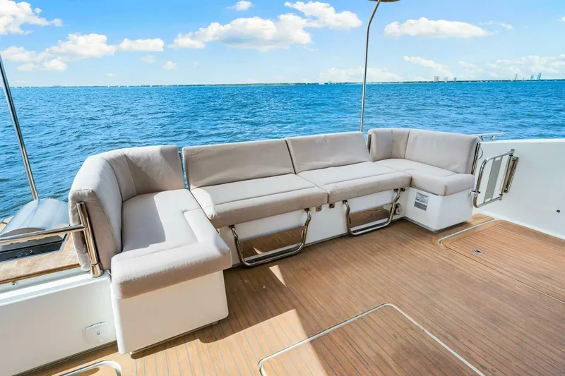 Slide: The Image of Luxurious seating area on 2021 Fountaine Pajot MY4.S yacht with ocean view. - 43