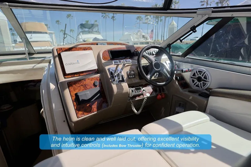 Slide: The Image of Helm of 2000 Maxum 3700 SCR with Garmin system and intuitive controls for easy navigation. - 6