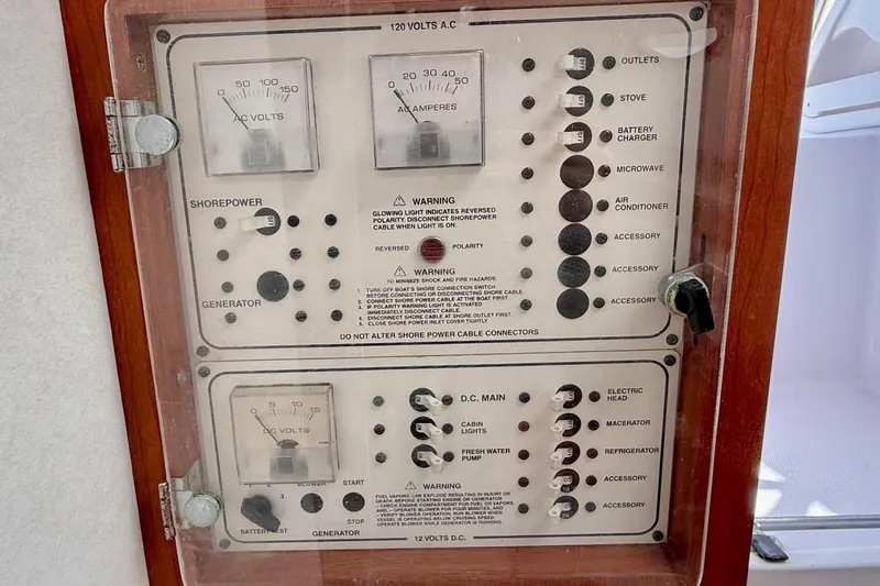 Slide: The Image of Electrical control panel on a 2005 Pro-Line 29 Walkaround boat. - 38