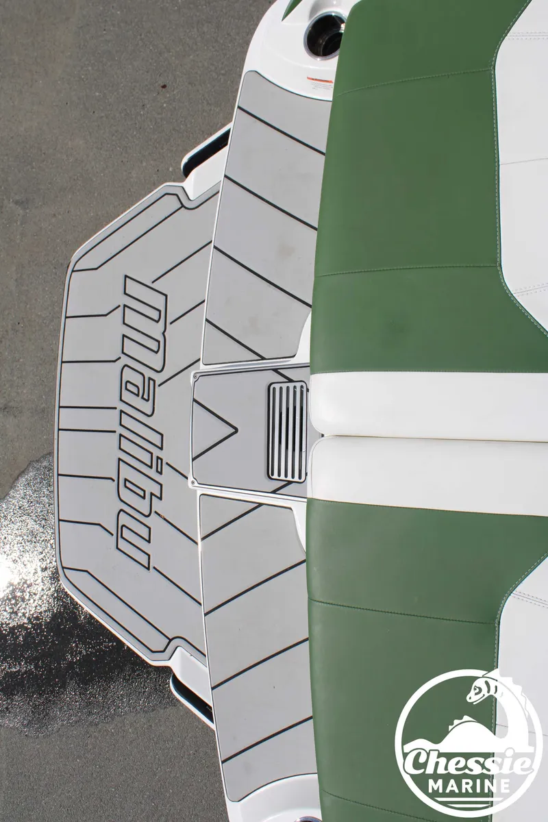 Slide: The Image of Malibu Wakesetter 20 VTX 2021 - 28