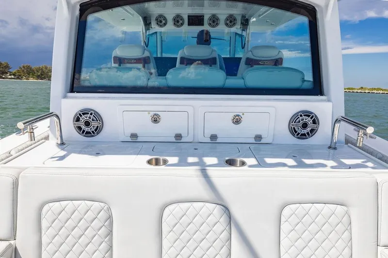 Slide: The Image of 2023 HCB 53 Suenos boat interior with luxurious seating and modern amenities. - 41