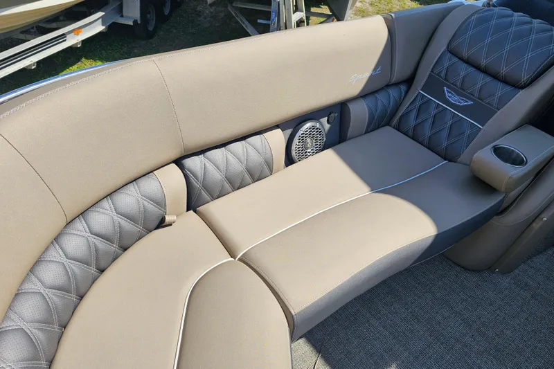 Slide: The Image of Luxurious seating on 2025 Bennington QX 27 QXSBWA X2 Swingback boat, featuring elegant upholstery. - 30