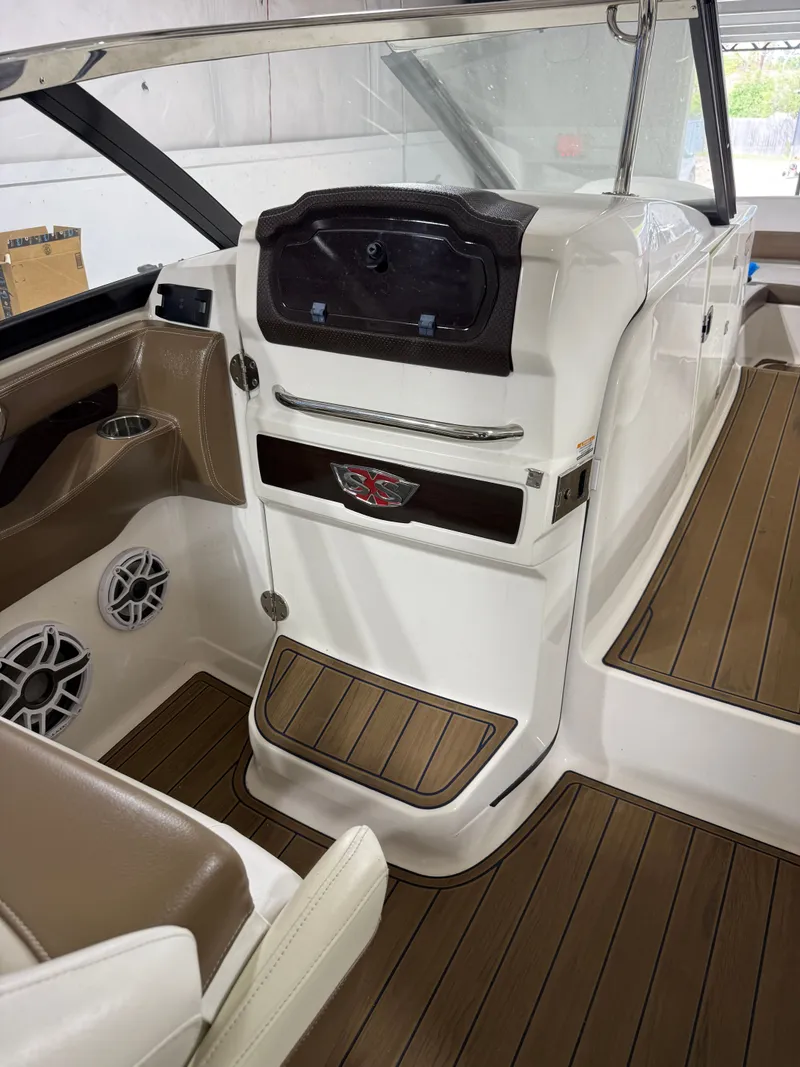 Slide: The Image of Chaparral 337 SSX 2016 - 21