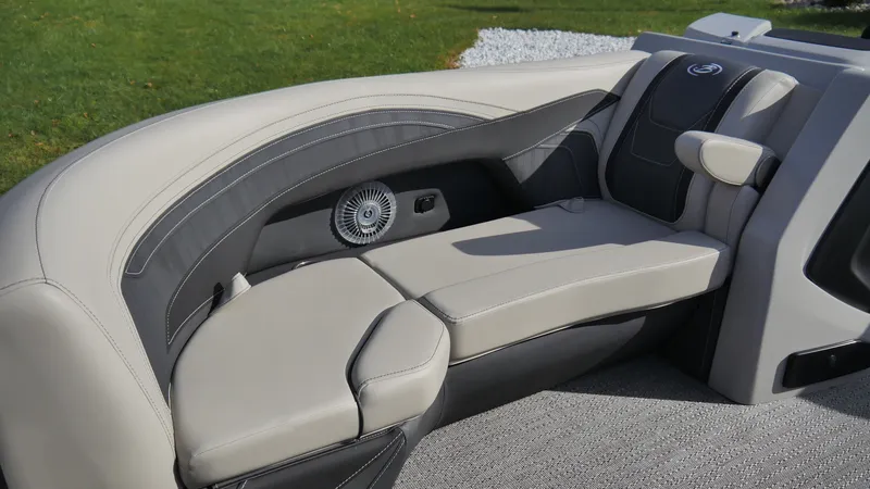 Slide: The Image of Barletta Cabrio 22QC 2026 - 15