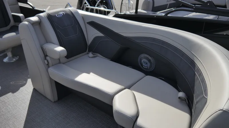 Slide: The Image of Barletta Cabrio 22QC 2026 - 16