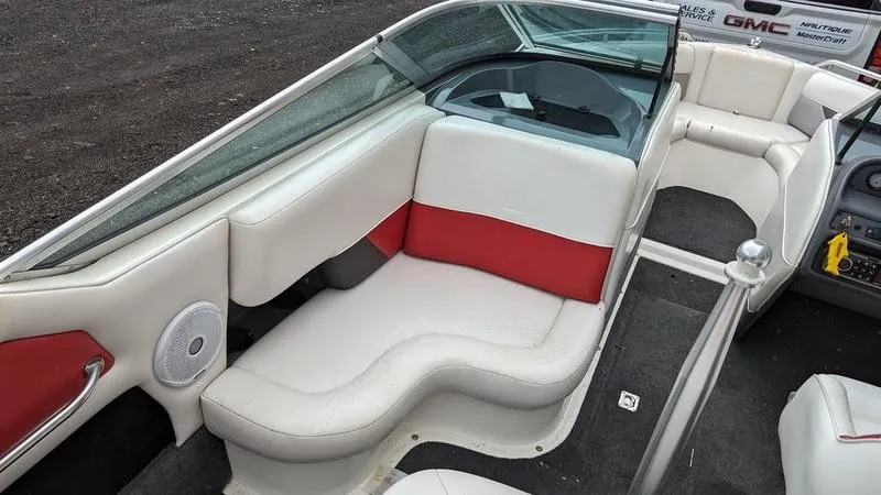 Slide: The Image of MasterCraft Maristar 225 1993 - 10