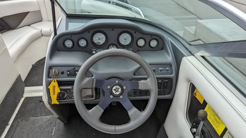 Slide: The Image of MasterCraft Maristar 225 1993 - 12