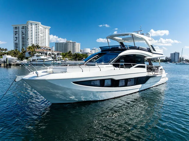 Slide: The Image of Galeon 640 Fly 2026 - 20