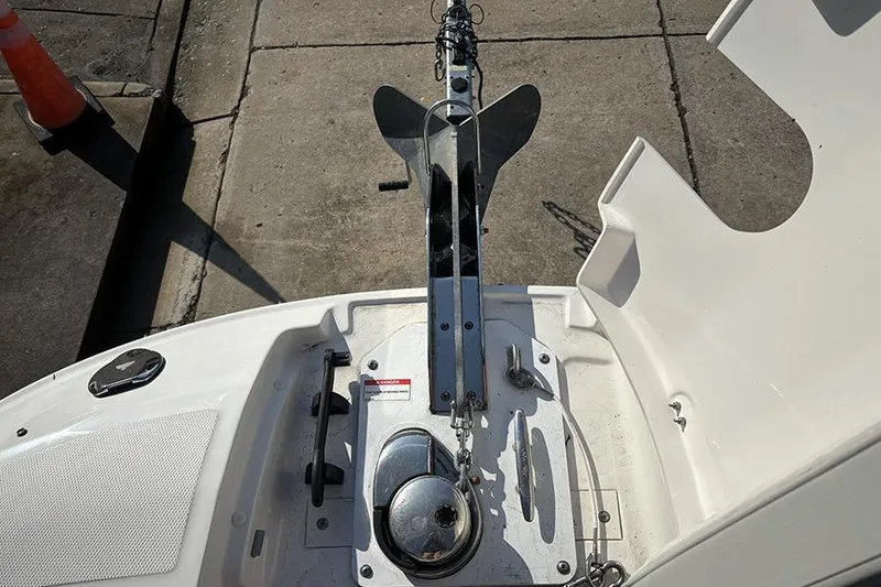 Slide: The Image of Bow of a 2021 Sea Ray SDX 270 Outboard with anchor and winch system. - 33