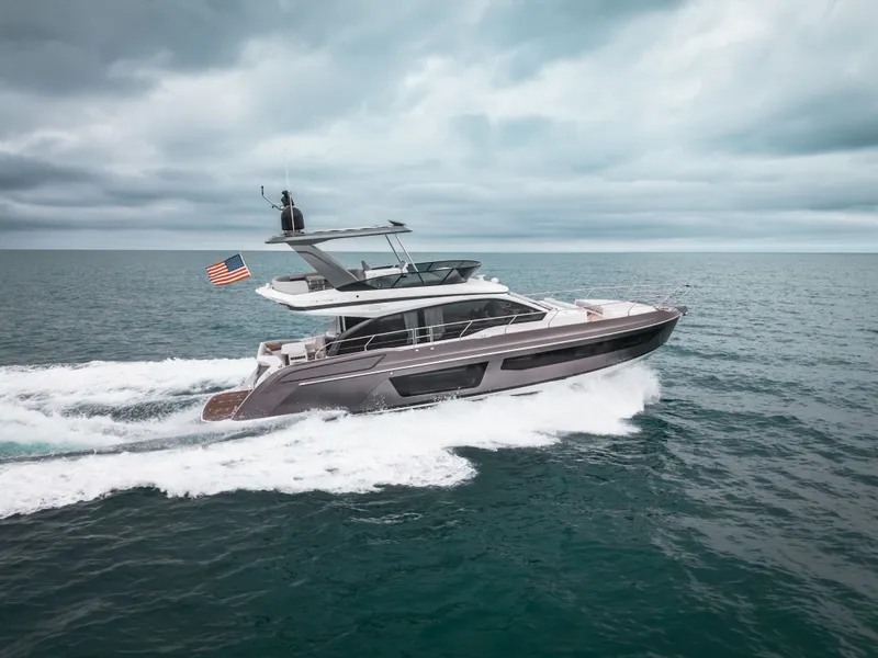 Slide: The Image of Azimut 53 FLY 2023 - 0