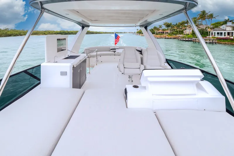 Slide: The Image of Azimut 53 FLY 2023 - 57
