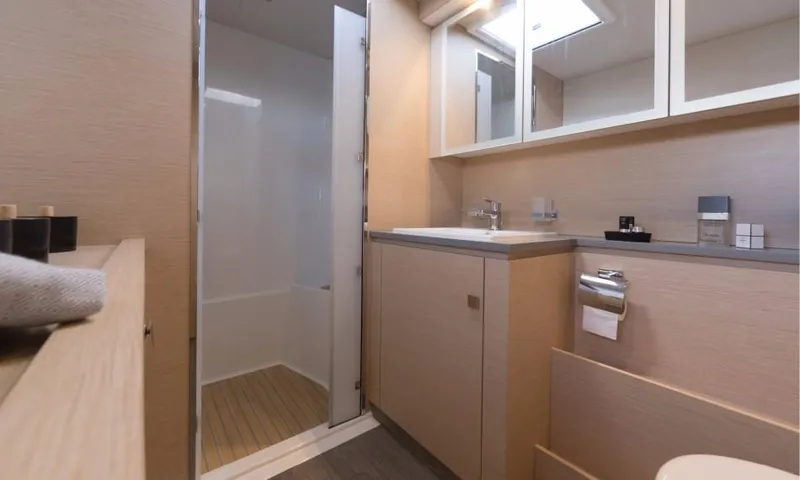 Slide: The Image of Manufacturer Provided Image - 18