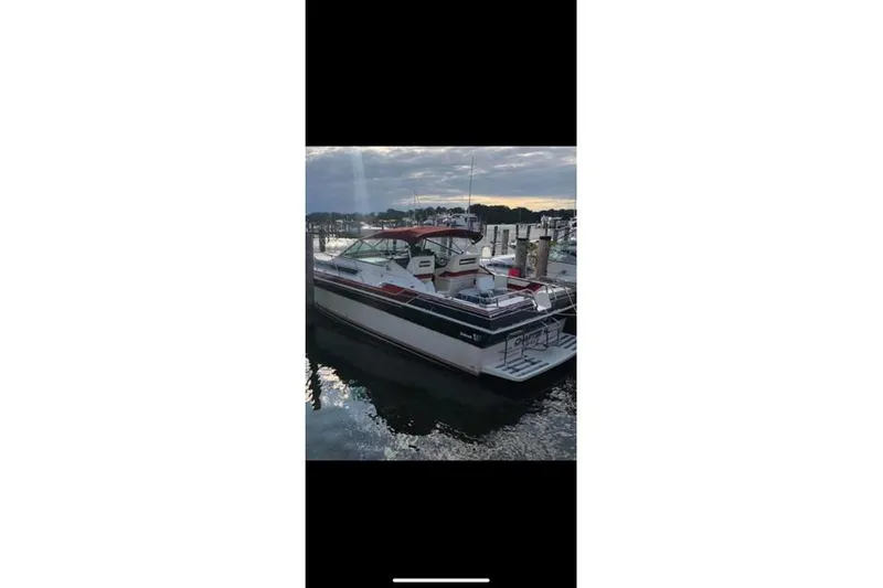 The Image of Wellcraft 3200 St. Tropez 1986 - undefined