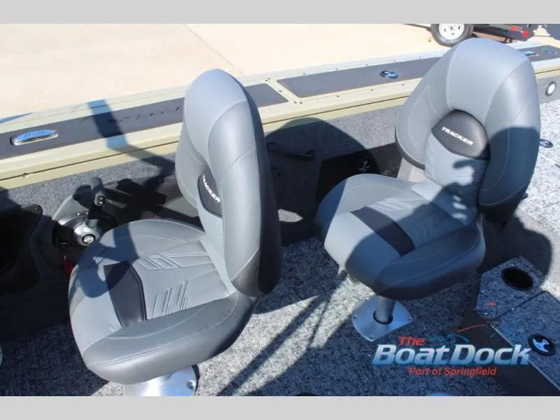 Slide: The Image of Interior of 2026 Targa V18 Combo with gray seats. - 13