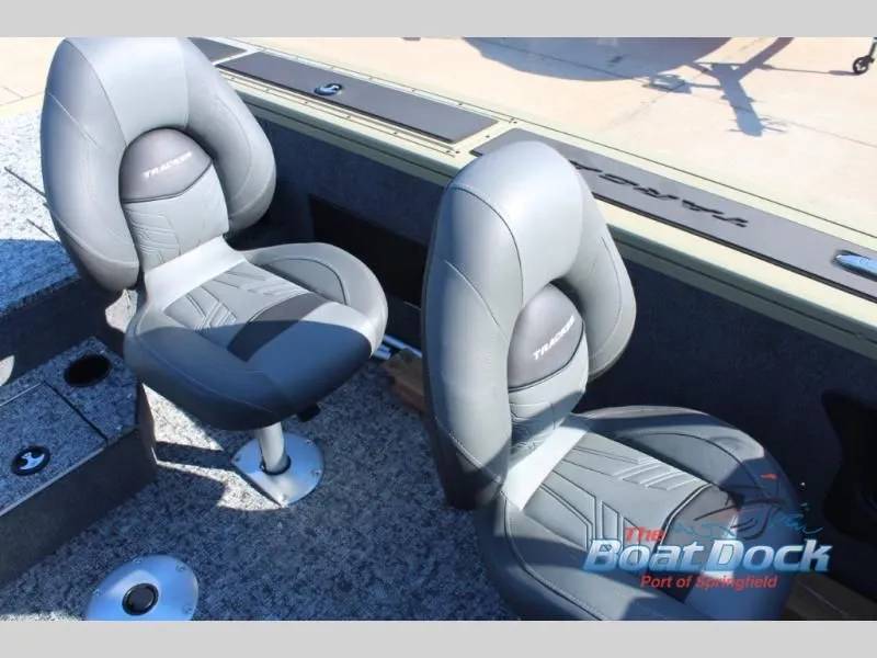 Slide: The Image of Interior of 2026 Targa V18 Combo with gray seats. - 14